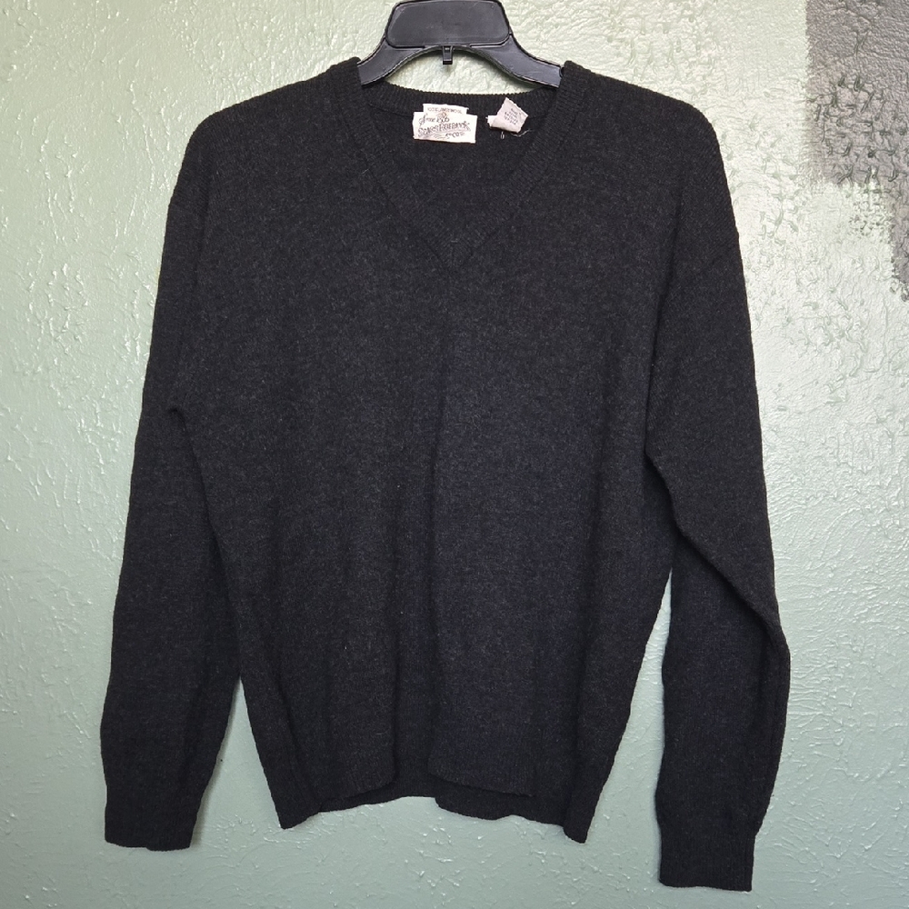 Sears Roebuck And Co Elegant Charcoal V-Neck Sweater for Men